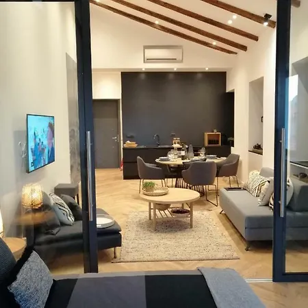 Luxury Apartment Jana With Private Parking Pula Exterior photo