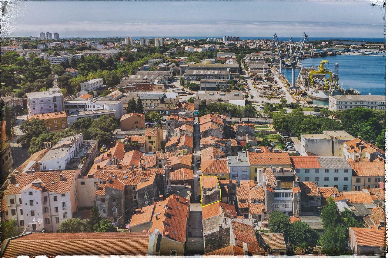 Luxury Jana With Private Parking Pula